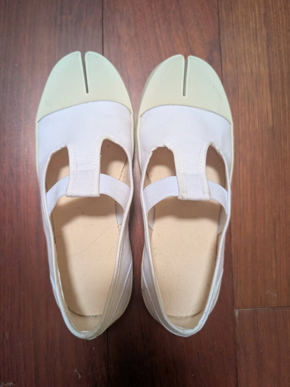 Tabi-Inspired Flats
